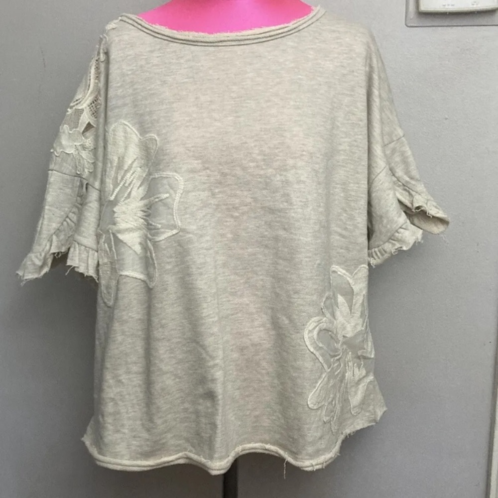 4-11 Oddy Sweater Floral Large Boatneck Ruffle Sleeve NWT